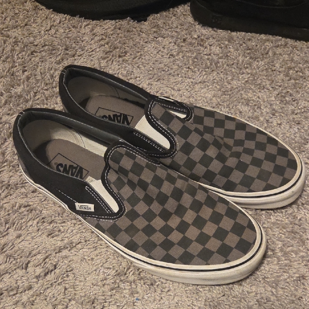 Vans Men's Classic White Sneakers - Picture 4 of 5
